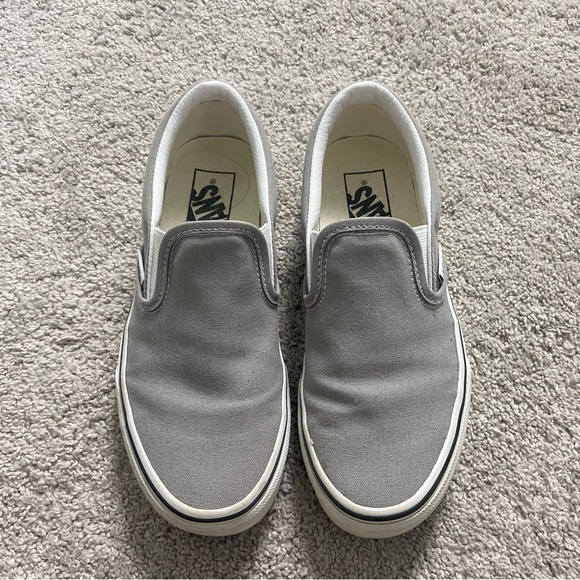 vans grey canvas slip ons - Picture 2 of 5